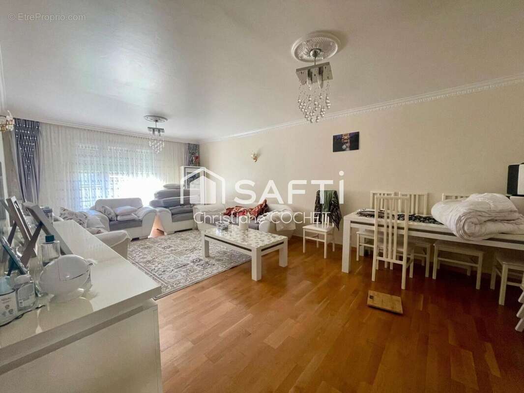 Photo 2 - Maison à LE MEE-SUR-SEINE