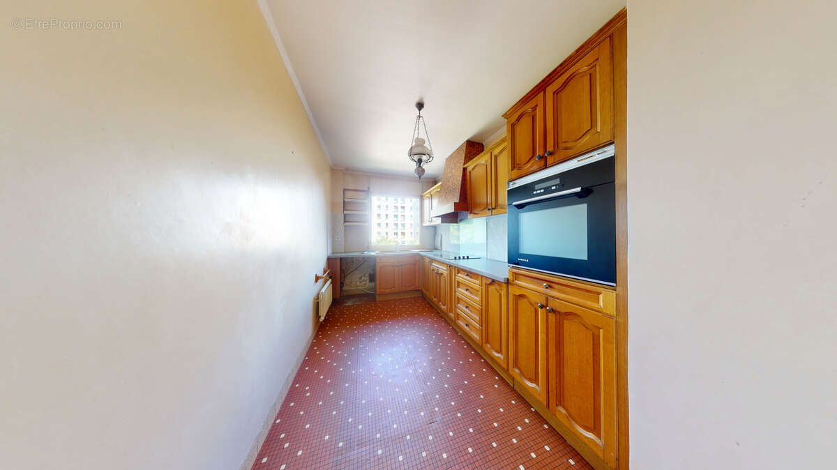 Appartement à HOUILLES