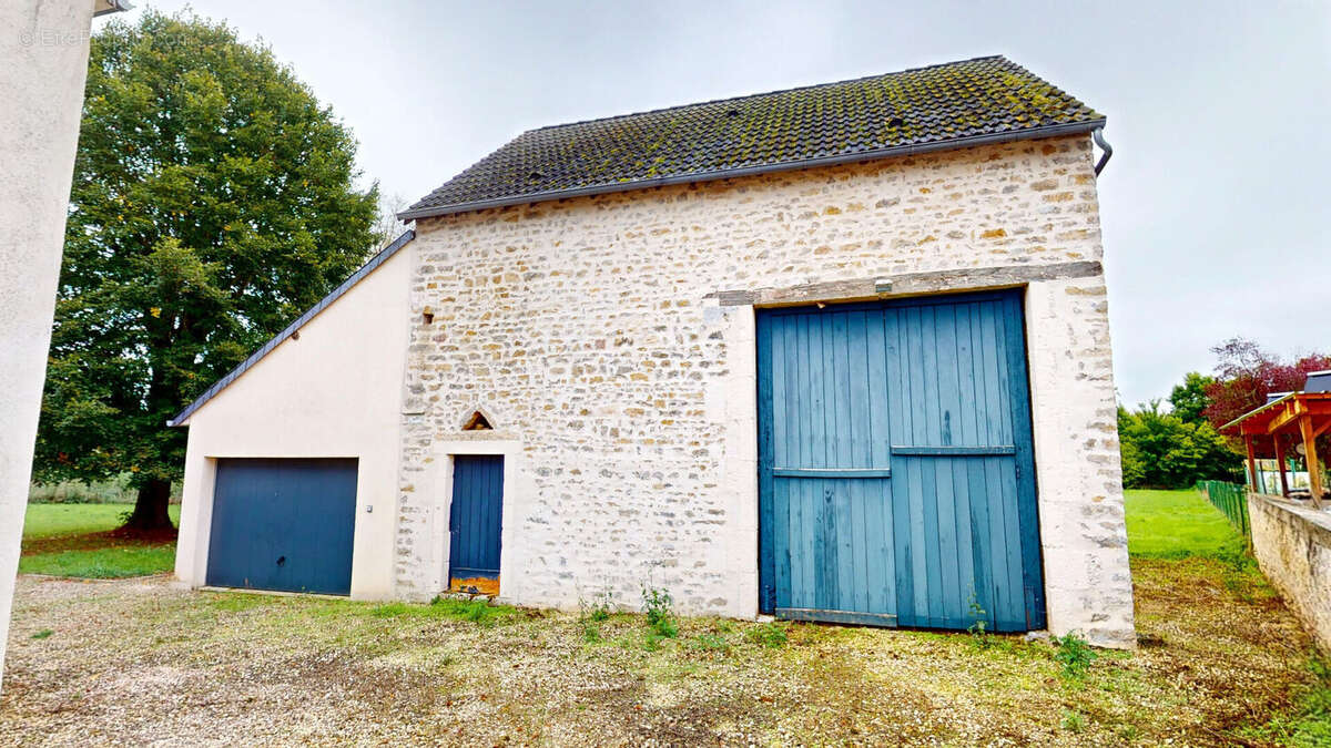 Maison 127m² à germigny-l'exempt - photo 13