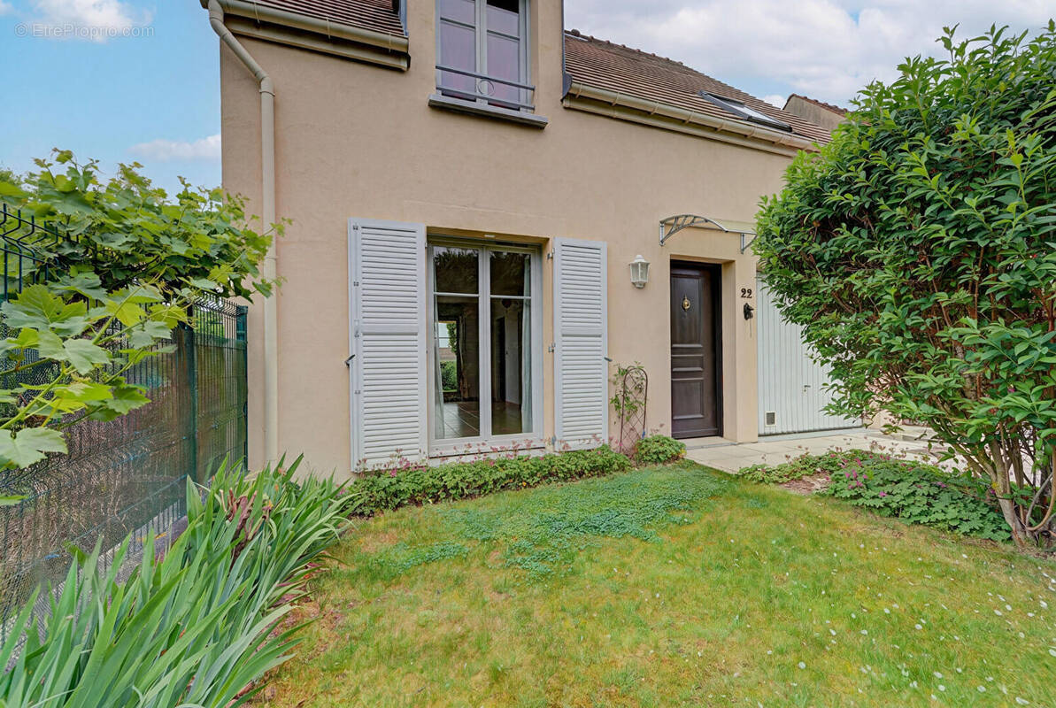 Maison à ECQUEVILLY