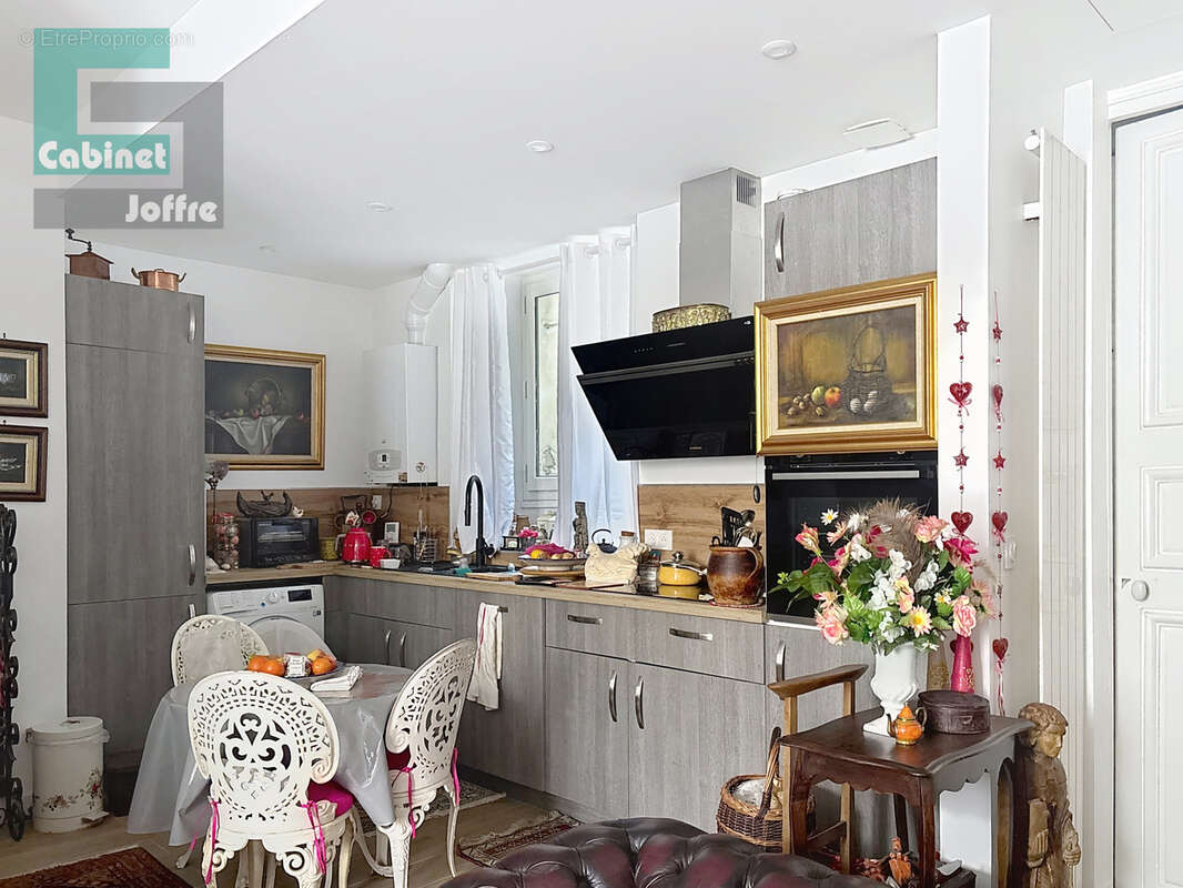 Appartement à FONTAINEBLEAU