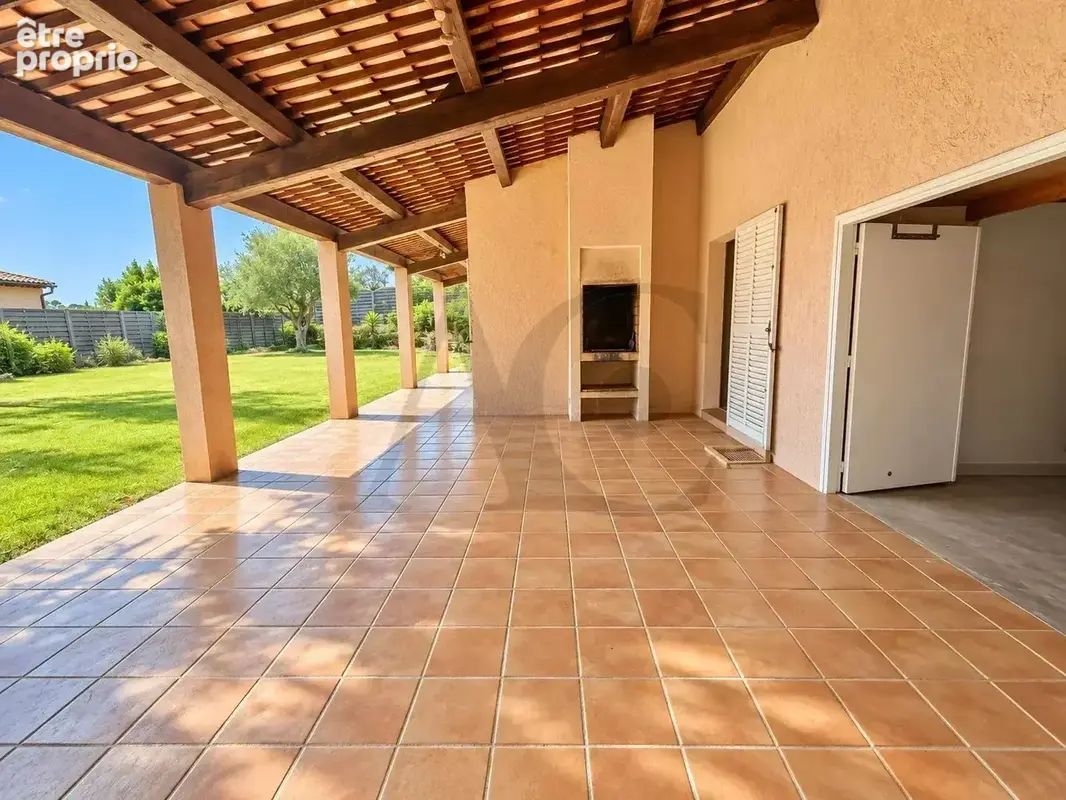 EXCLUSIVITE ! Au calme, jolie villa de plain pied 4 pièces 110m2 jardin garage - photo 4
