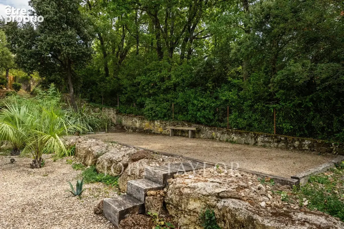Magnifique maison 7 pièces avec piscine à Vernègues - photo 25