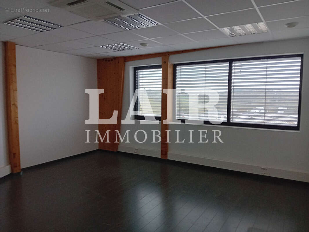 Commerce à BERD&#039;HUIS