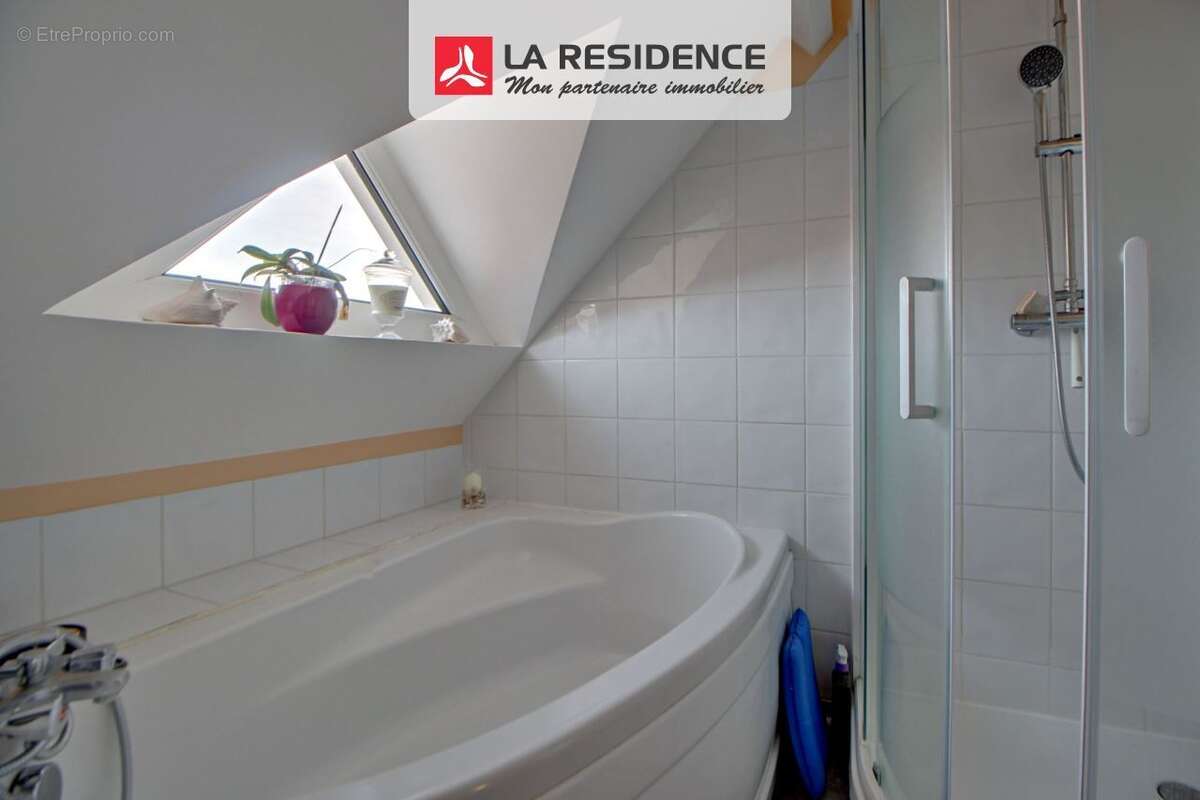 Maison à VERNEUIL-SUR-SEINE