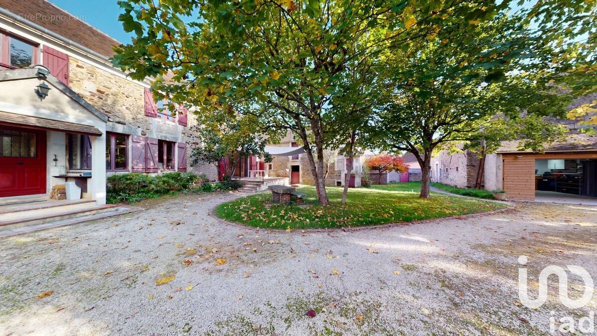 Photo 1 - Maison à AUXERRE