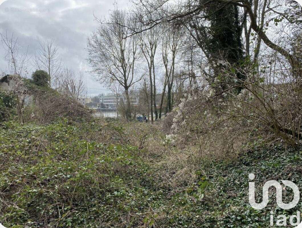 Terrain 1210 m² à Le Mee-Sur-Seine  - photo 6