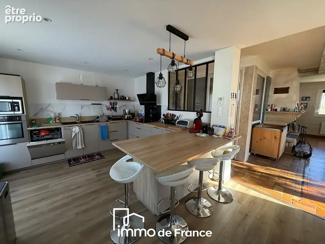 Photo Maison à Agen-D'aveyron au prix de 285 000€