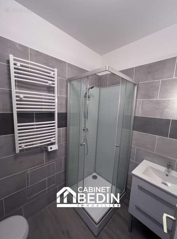 Maison 173 m² à Coutras  - photo 8