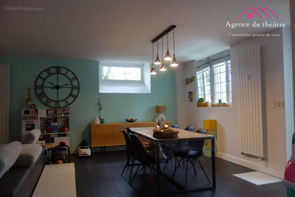 Appartement à AUGERANS