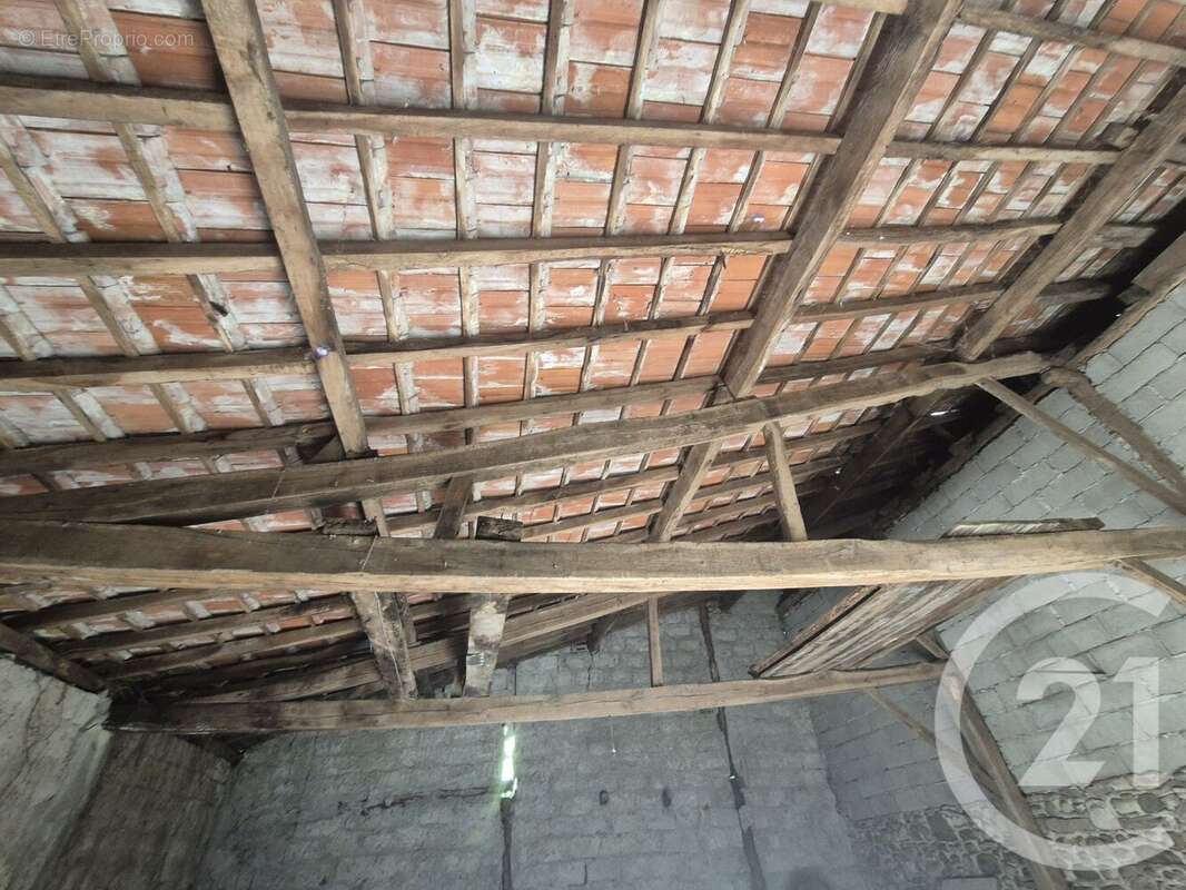 Autre à SAUVETERRE-DE-BEARN