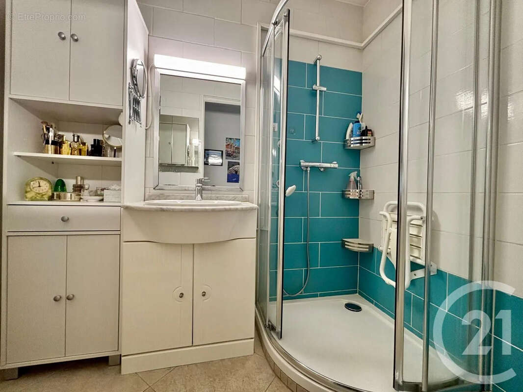 Appartement à LE CANNET