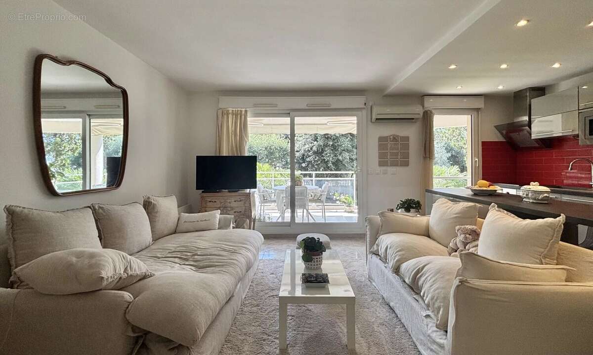 EXCLUSIVITÉ CANNES - 2P avec terrasse et garage - photo 9