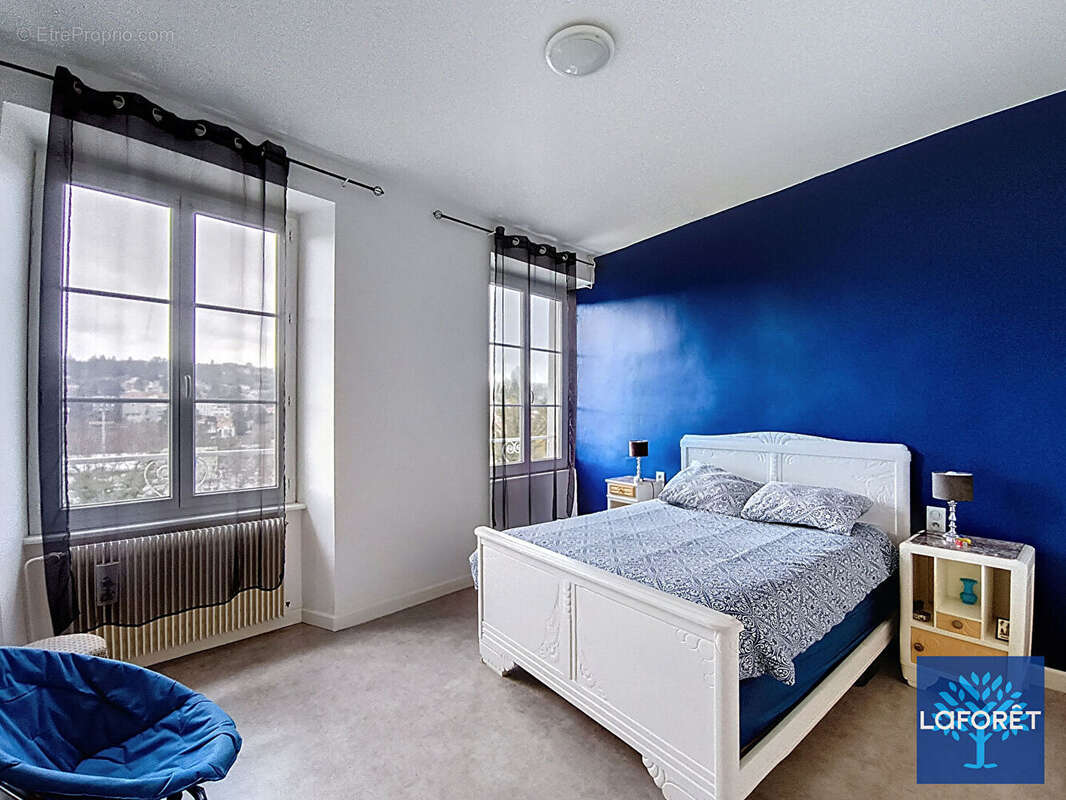 Maison à ESPALY-SAINT-MARCEL