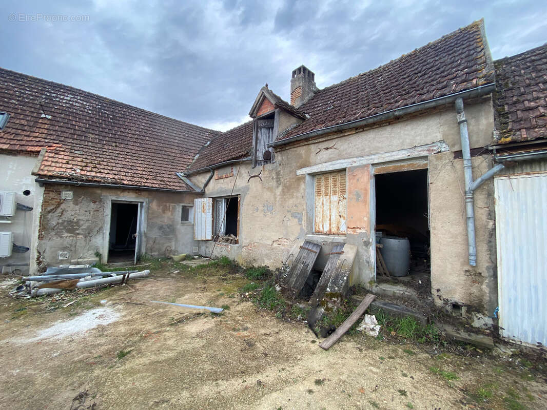 Maison à LUSIGNY