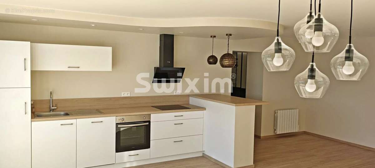 Appartement à LE DESCHAUX