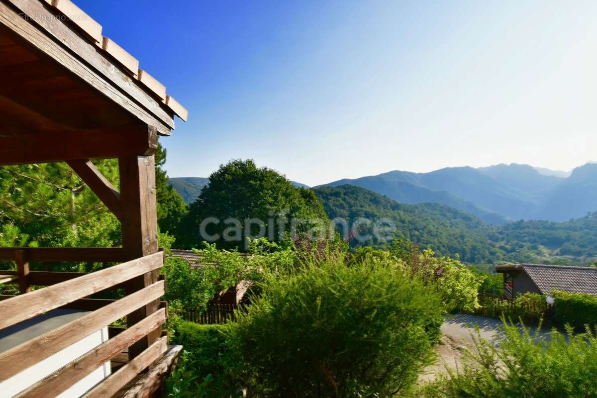 Dpt Corse (20), à vendre EVISA, propriété avec six chalets en bois, terrasse vue panoramique, piscine, parking - photo 4