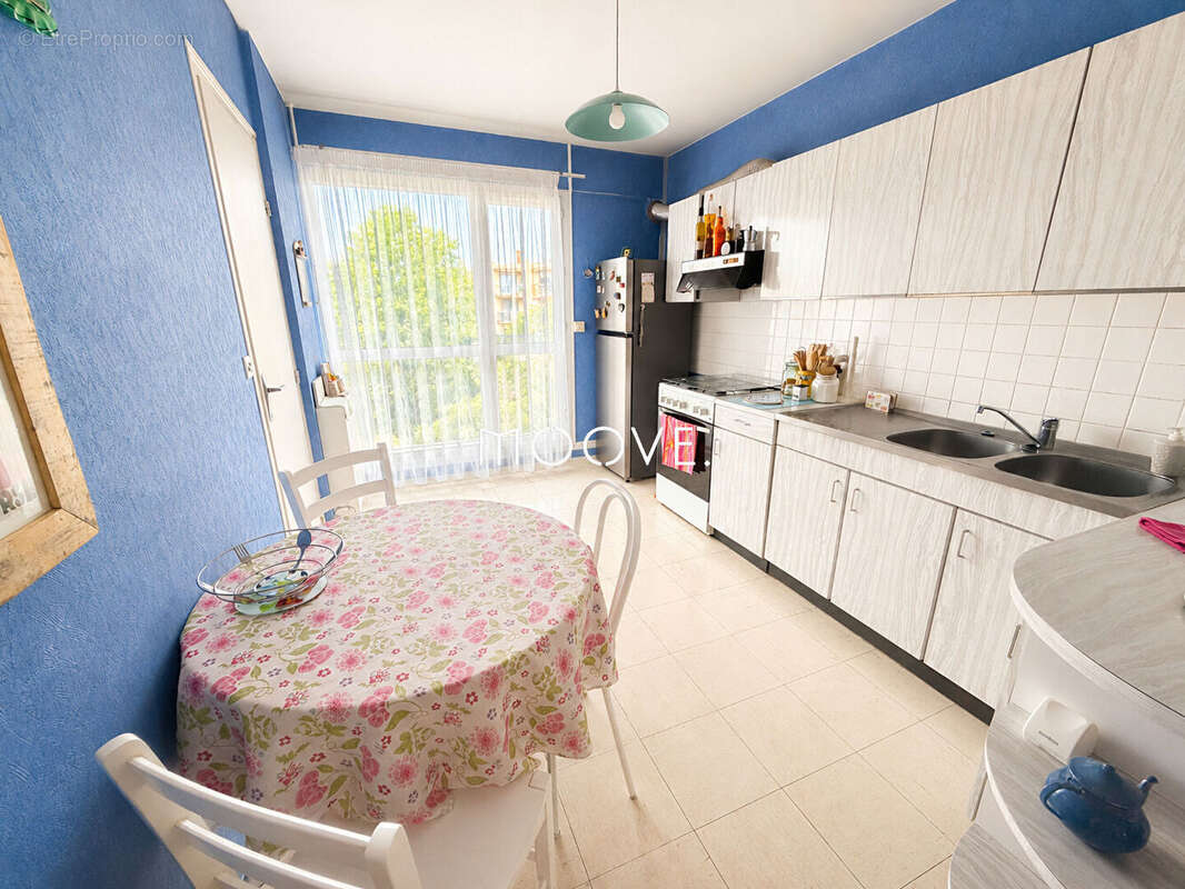 Grand T3 lumineux avec balcon, ascenseur et futur DPE C - photo 4