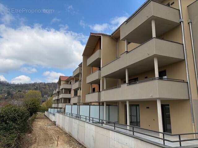 Appartement T4 st marcellin - photo 6