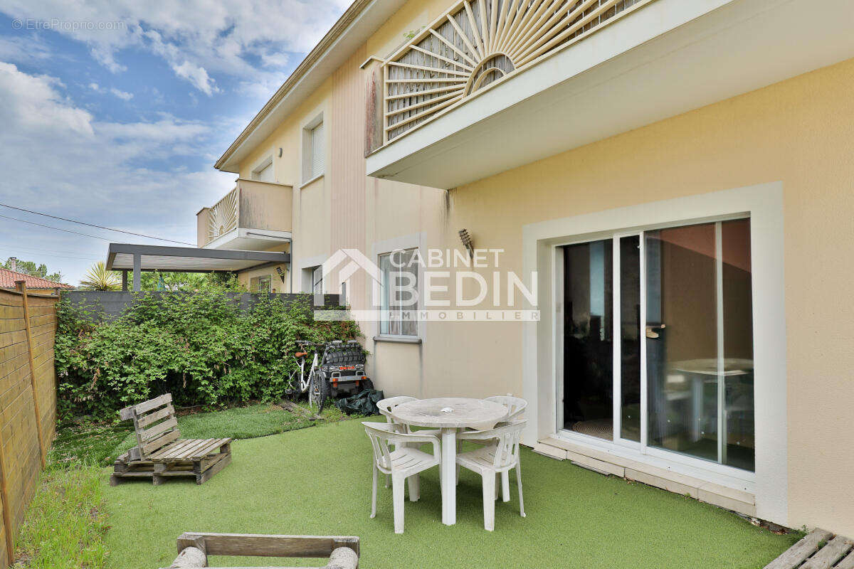 Appartement à SANGUINET