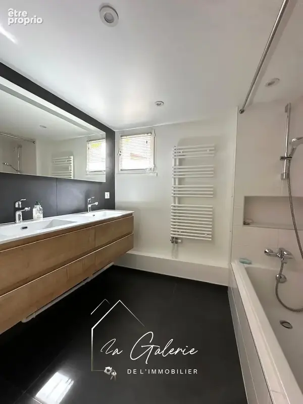 Duplex au coeur de grenoble - photo 11