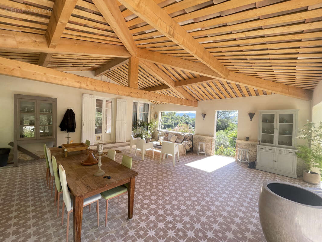 Vaison / maison de caractere / terrain 3000m2 / piscine / vue ventoux - photo 7