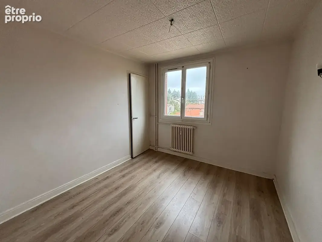 Colline de Villeboeuf  F2 avec balcon - photo 2