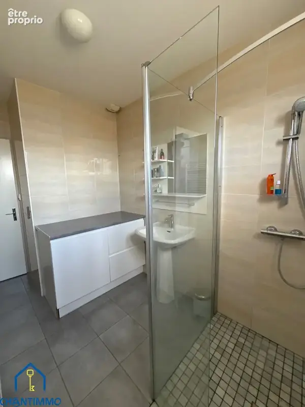 Maison sur sous-sol en très bon état avec terrain clos - photo 10