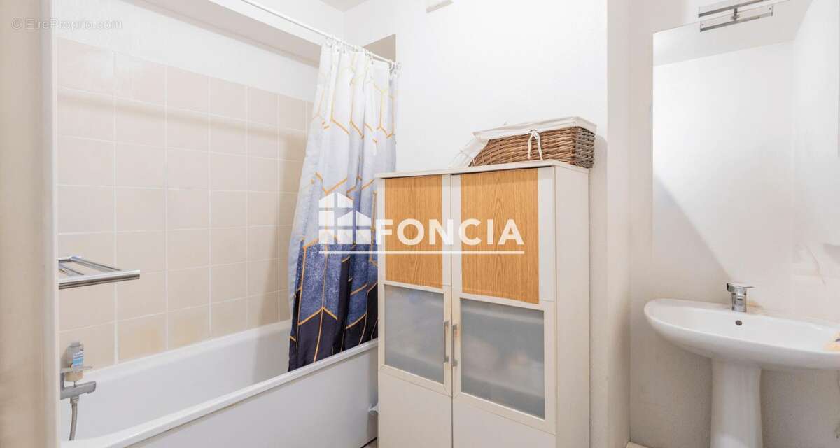 Appartement à MARSEILLE-15E