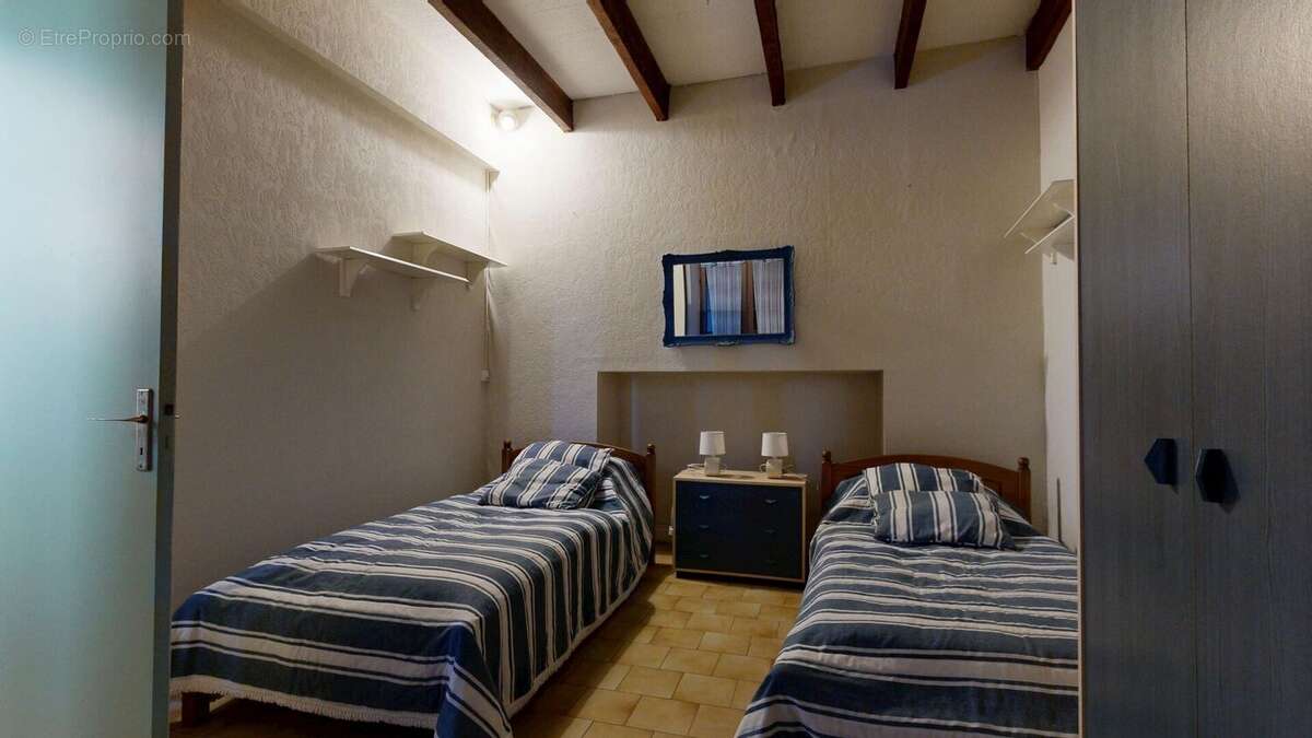 Ensemblededeuxmaisons03122026111348 - Maison à SAINT-CYPRIEN