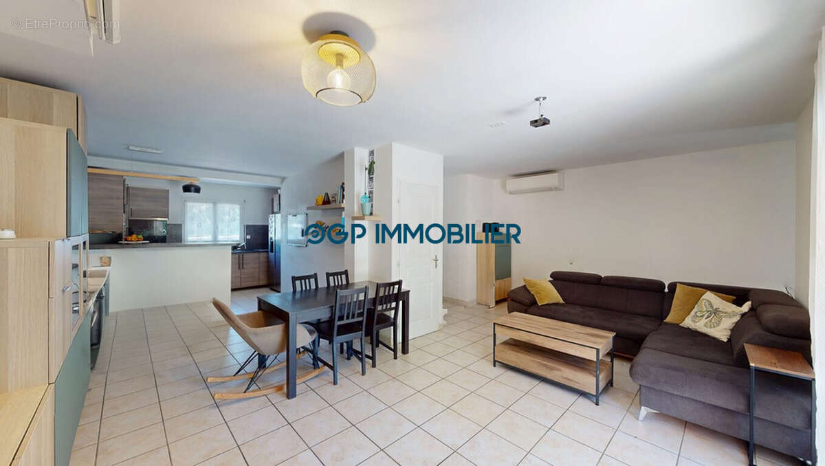 Maison à CASTELNAU-D&#039;ESTRETEFONDS