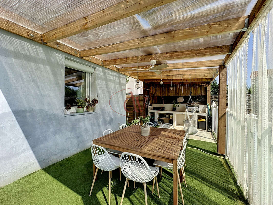 Maison 167 m² à Elne  - photo 2