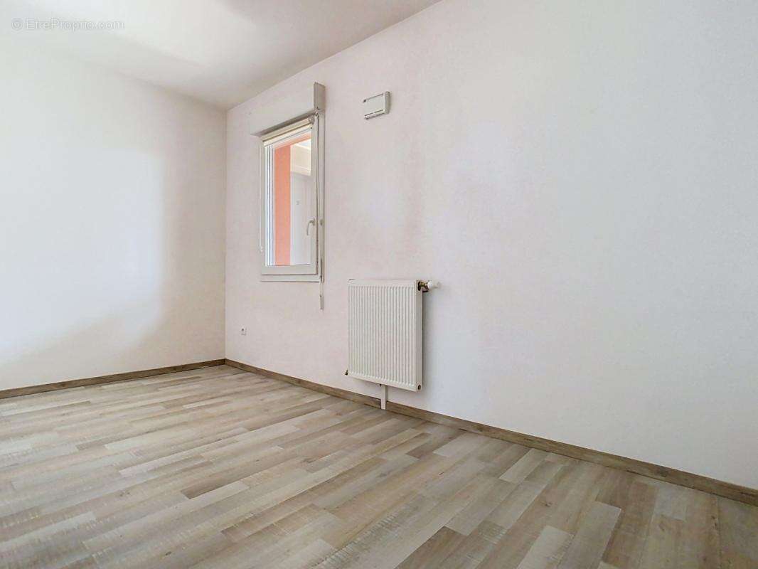 Appartement t3 dans residence securisee de 2015  + parking - photo 6