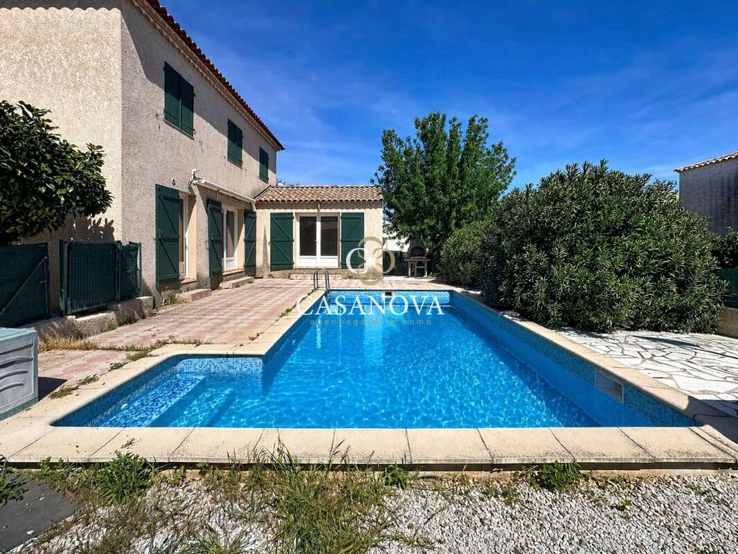 Maison à PERET
