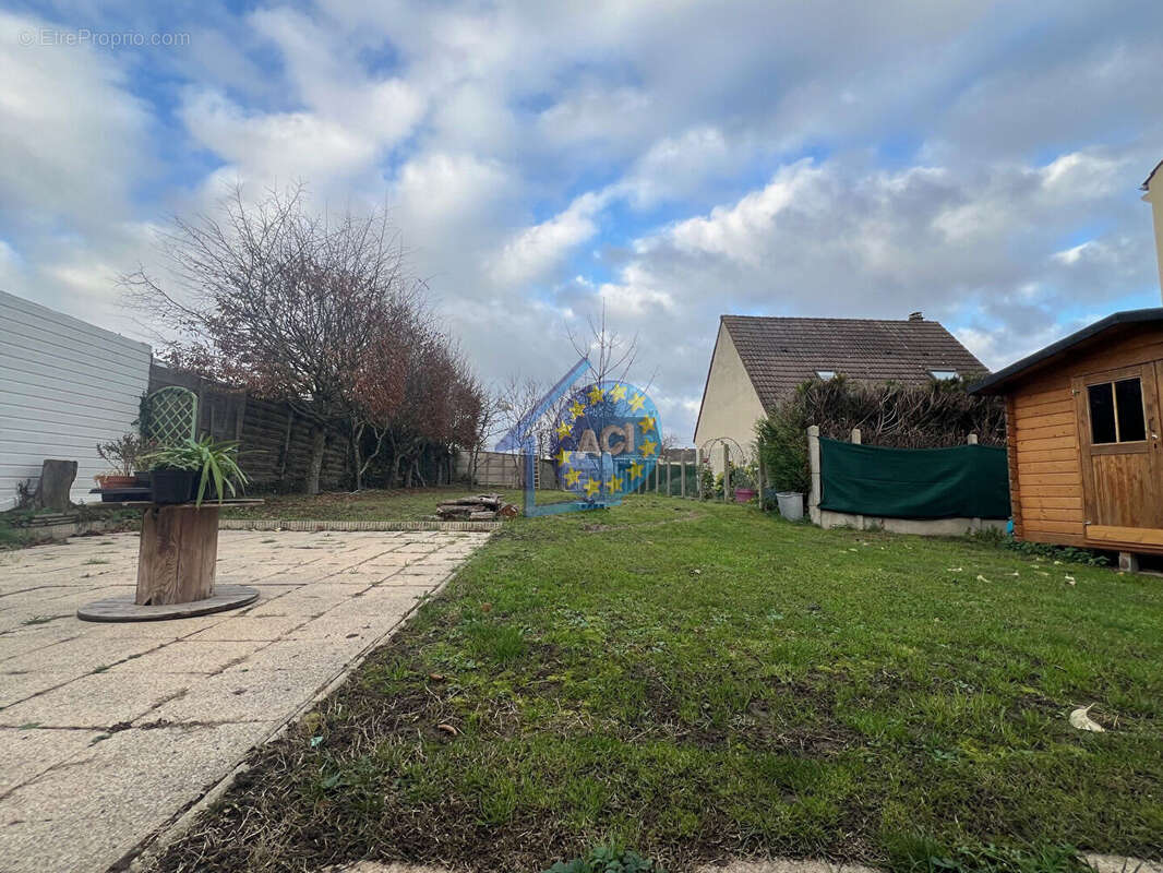 Maison à MANTES-LA-VILLE