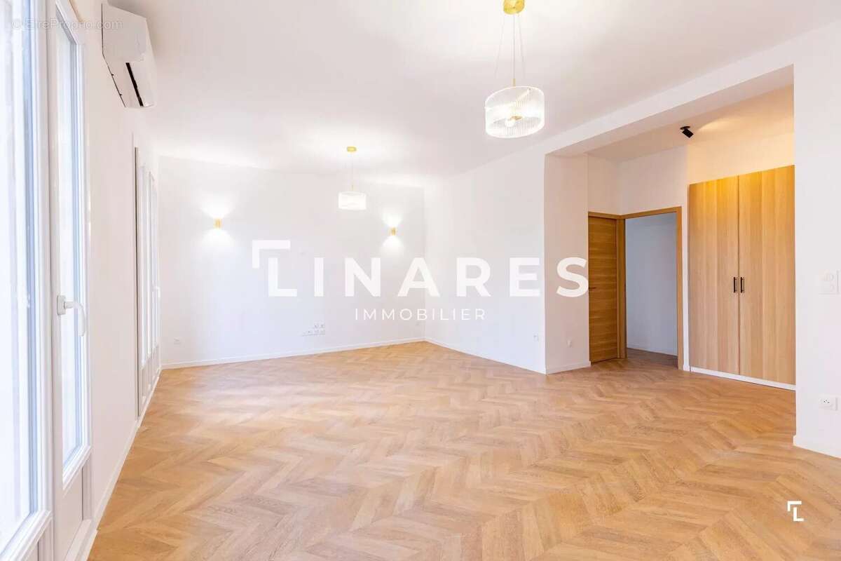 Appartement à AIX-EN-PROVENCE