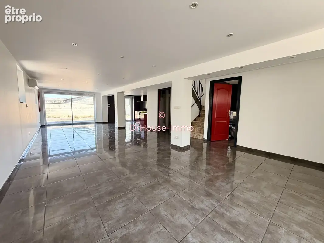 Maison 7 pièces 138 m² à vendre à Terrasson-Lavilledieu (24120) - photo 2