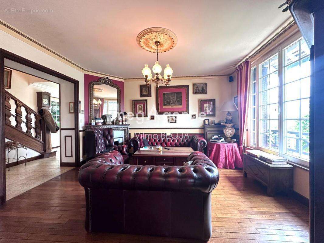 Maison à MISY-SUR-YONNE