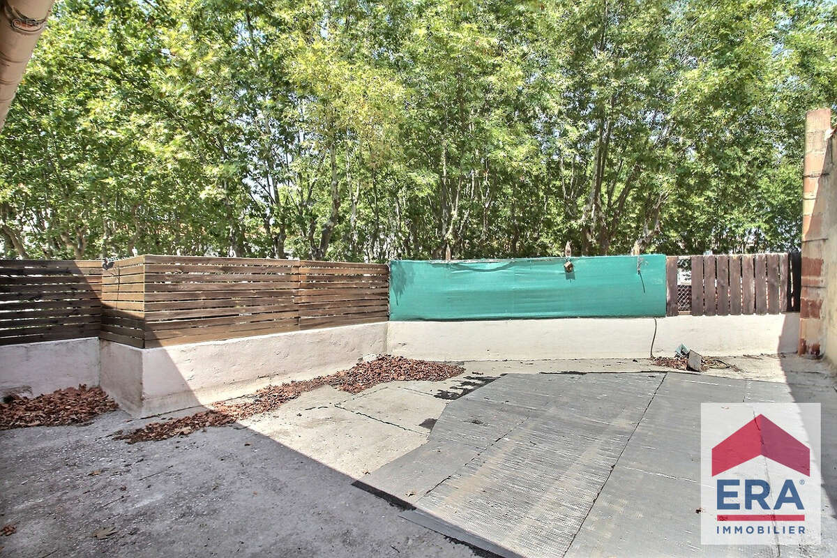Immeuble 252m² à orange - photo 3