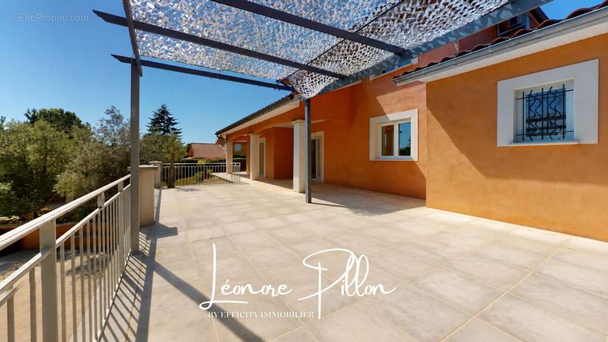 Maison 215 m² à Cessieu  - photo 14