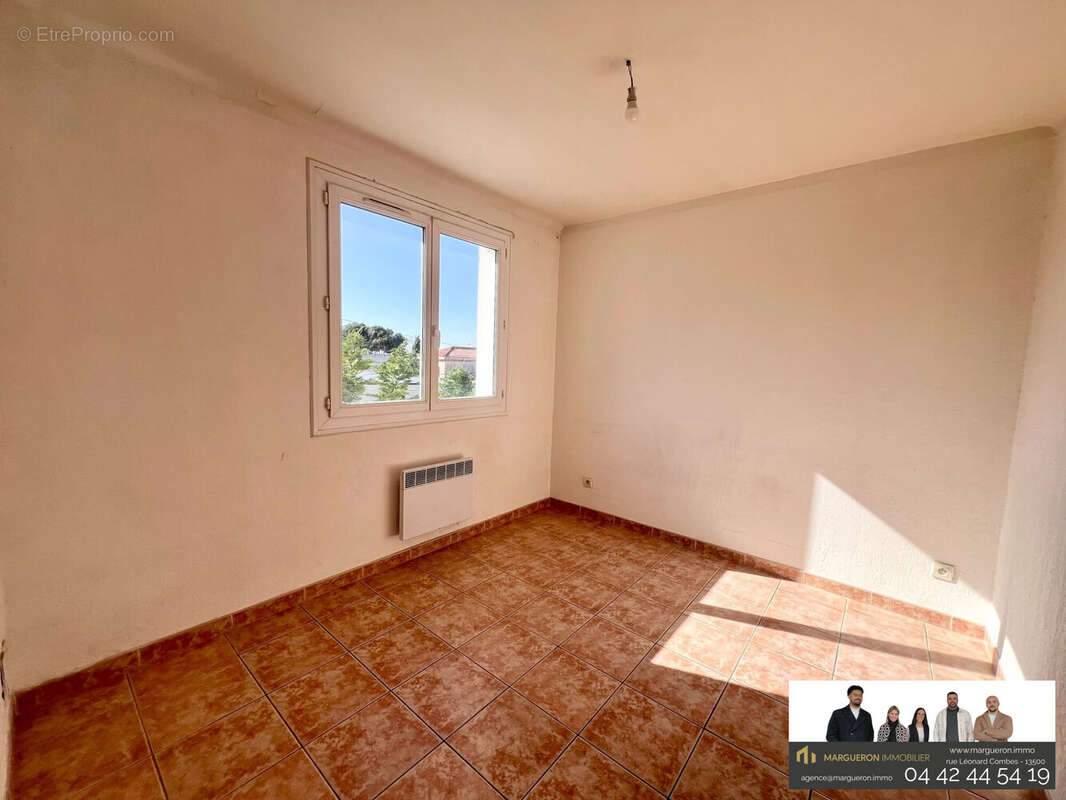 Appartement à CHATEAUNEUF-LES-MARTIGUES