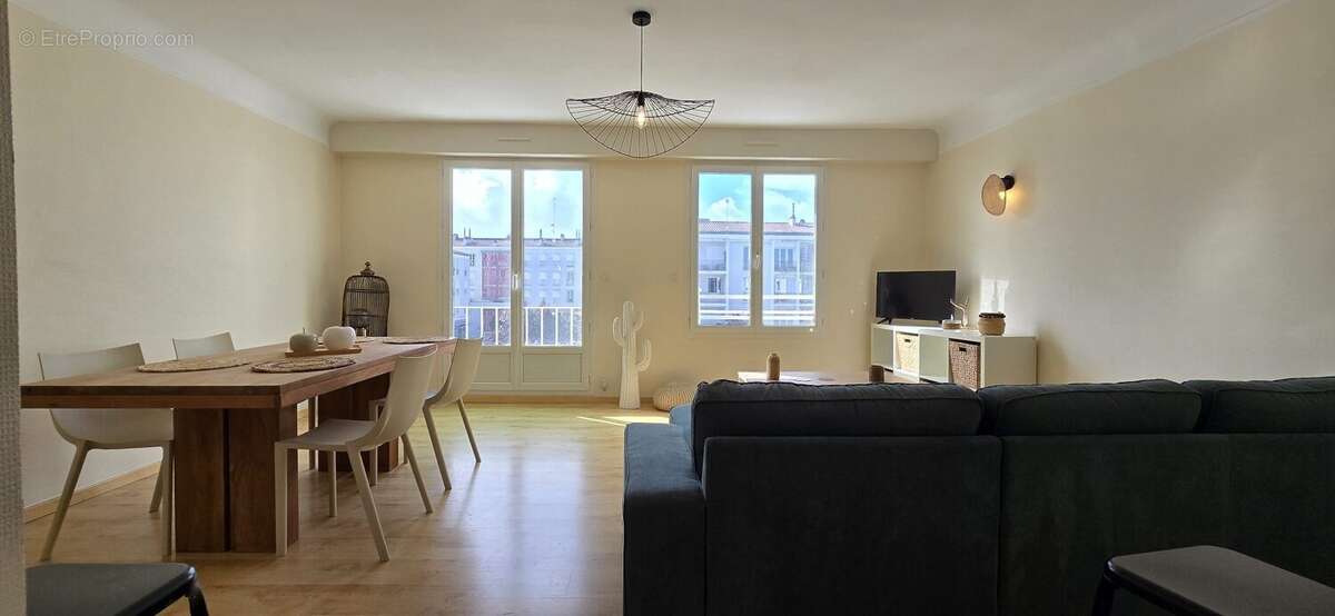 Appartement 85 m² à Royan  - photo 4
