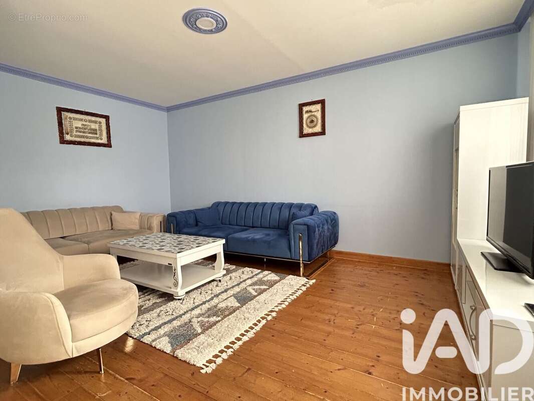 Photo 3 - Maison à MALESHERBES