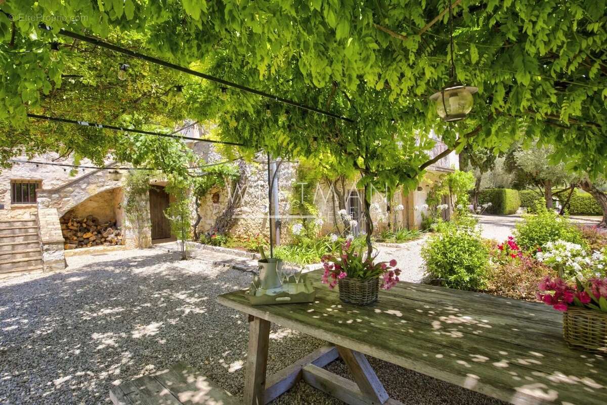 Authentique bastide provençale -Roquefort-les-Pins - photo 30
