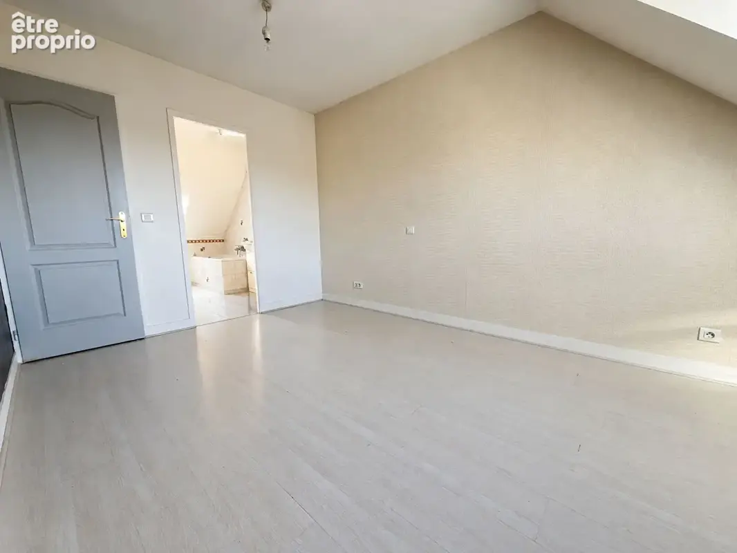 Maison 95m² à linas - photo 6