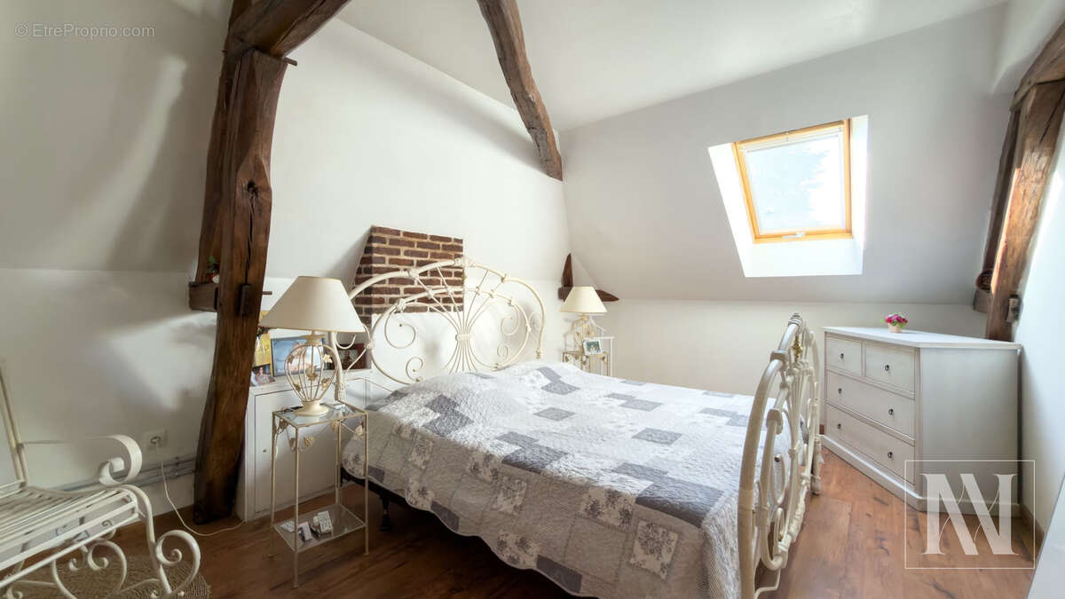 Maison à SAINT-LYE