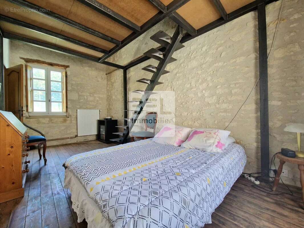Maison à VILLENEUVE-LES-AVIGNON