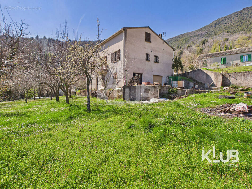 Maison à ORTIPORIO