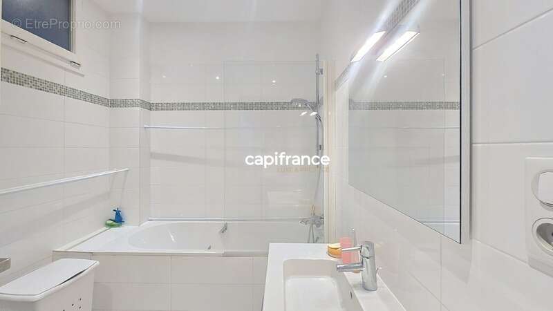 Appartement à vendre 4 pièces PARIS 17EME ARRONDISSEMENT (75) - photo 14