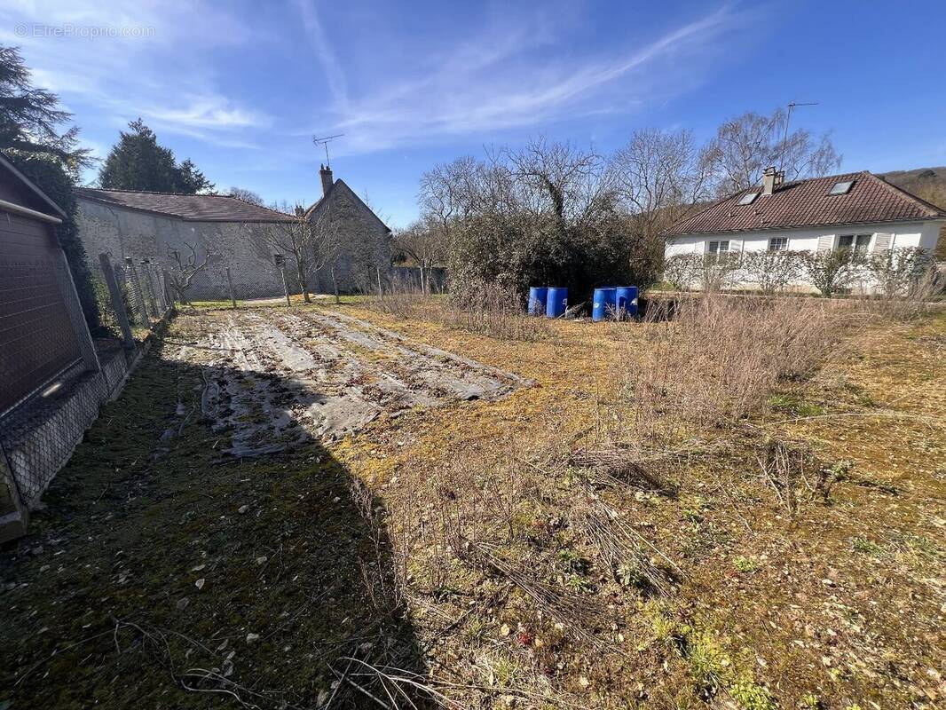 Terrain à SAINT-CHERON